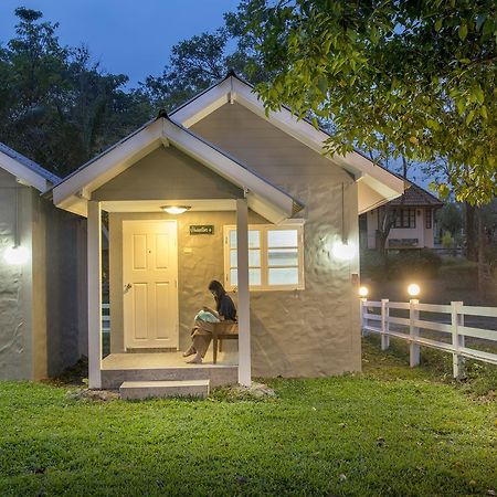 Ivy Cottage By Qiu Muak Lek Ngoại thất bức ảnh